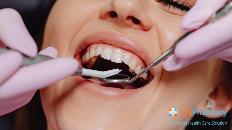 WHAT ARE THE SYMPTOMS OF DRY MOUTH?